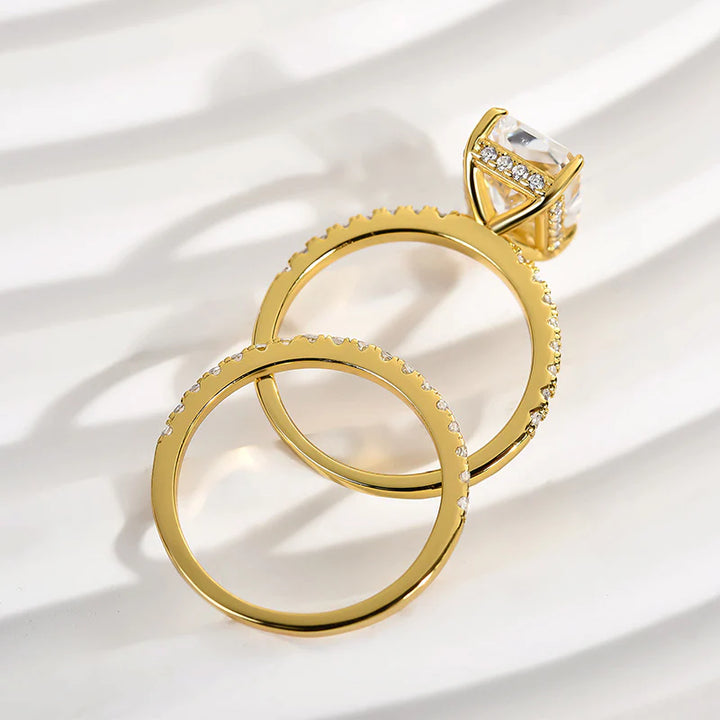 Luxe 3.5 Carat Radiant Cut Diamond Engagement Ring Set in Sterling Silver A Set（Get a Free Stacking Ring）