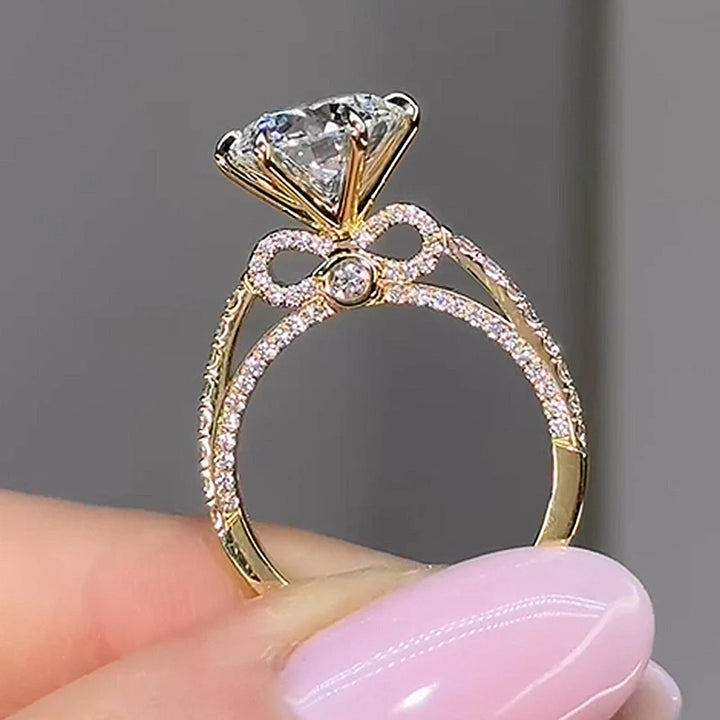 Moissanite Bow Base Design 2.0 Carat Engagement Ring