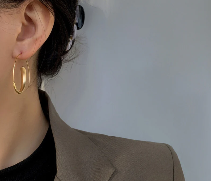 Oversized Curved Hoop Earrings