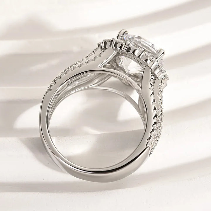 Unique Halo Design Round Cut Engagement Ring In Sterling Silver