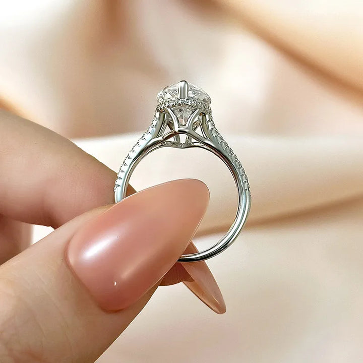 Exquisite Split Shank 4.0Ct Marquise Cut Engagement Ring