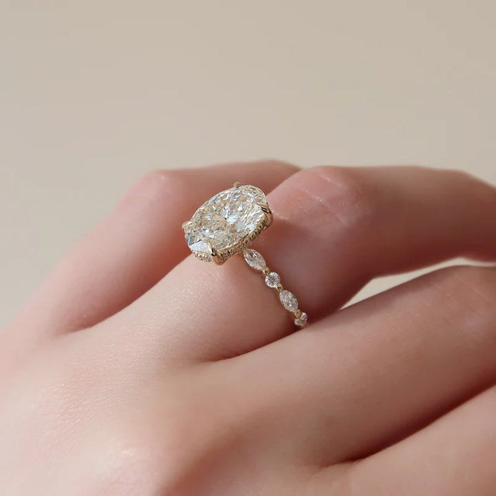 Oval Diamond Engagement Ring