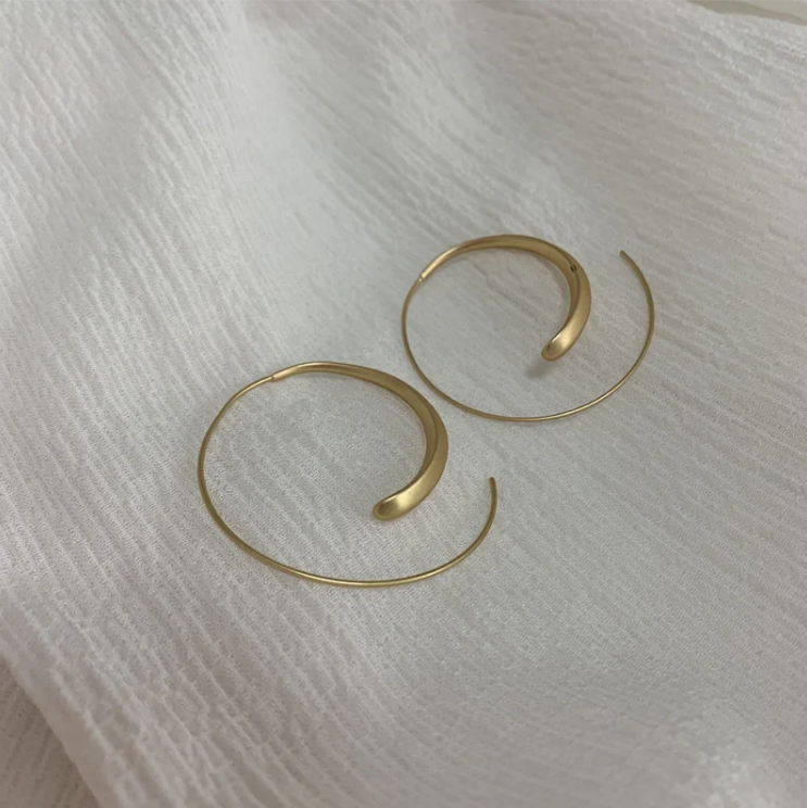 Oversized Curved Hoop Earrings