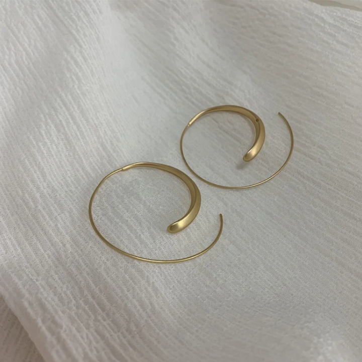 Oversized Curved Hoop Earrings