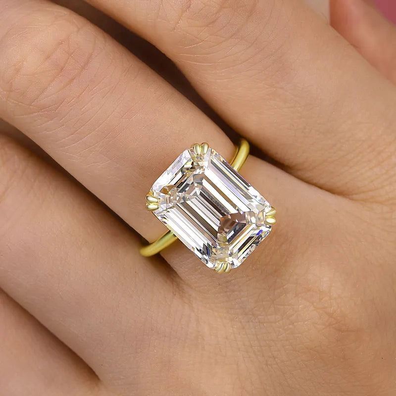 Luxurious 11.5 Carat Big Emerald Cut Engagement Ring In Sterling Silver