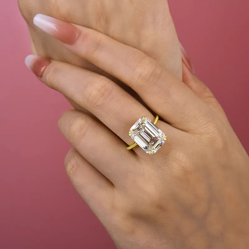 Luxurious 11.5 Carat Big Emerald Cut Engagement Ring In Sterling Silver