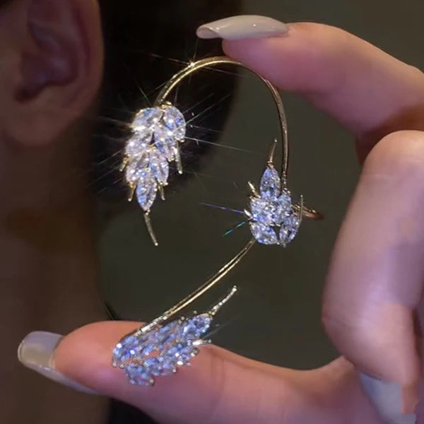 Chic Wheat Design: Fashion Zircon Ear Cuffs (1 Pair)