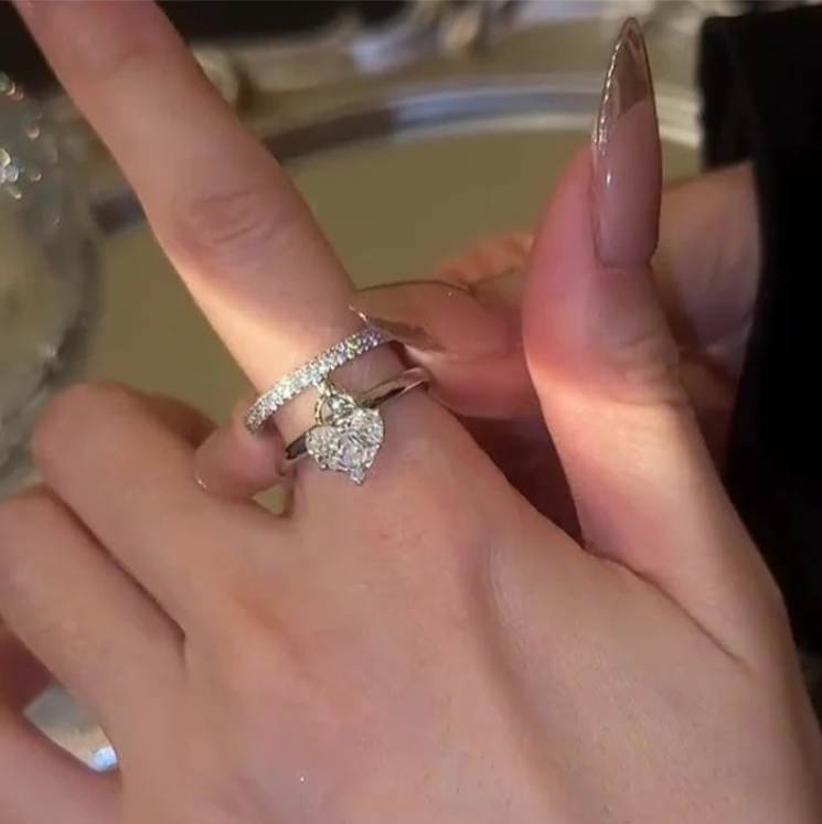 Zirconia Heart Silver Pendant Ring