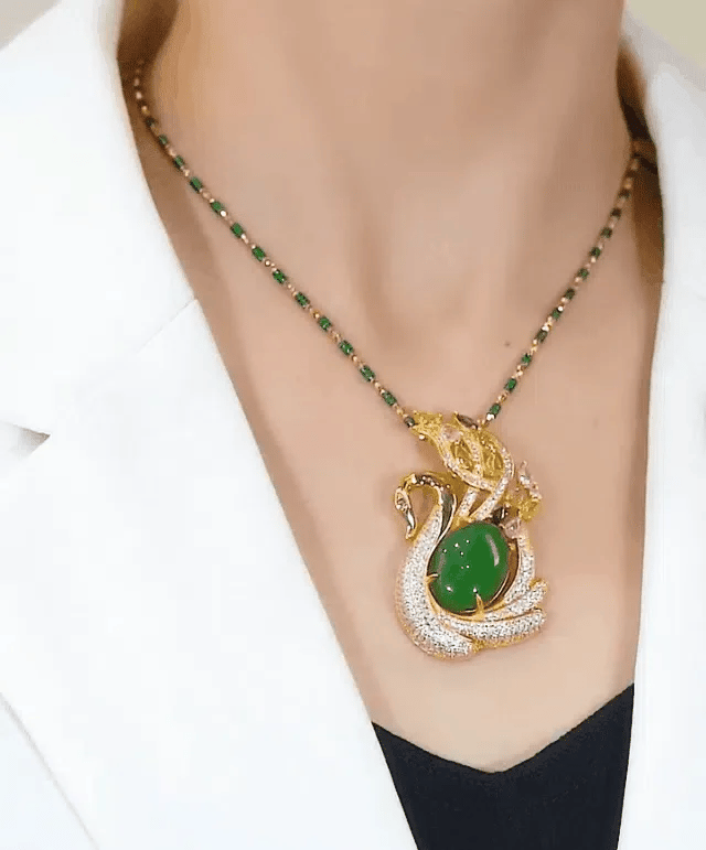 Cat Eye Stone Complete Diamond Necklace