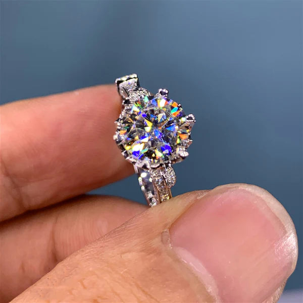 Sculpted Brilliance Ring Diamond Appeal