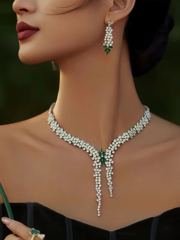 Handcrafted Green Emerald Necklace with Lab-Grown Diamonds