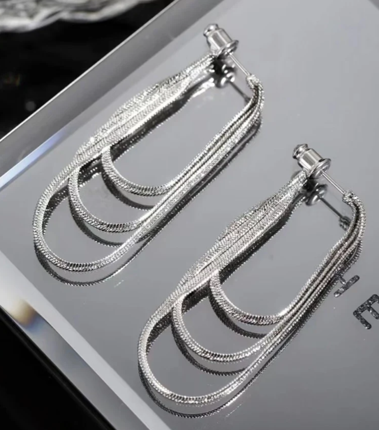Elegant Soft Chain Tassel Earrings