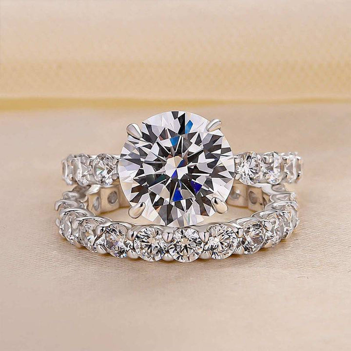 Elegant Round Cut Wedding Set For Women In Sterling Silver