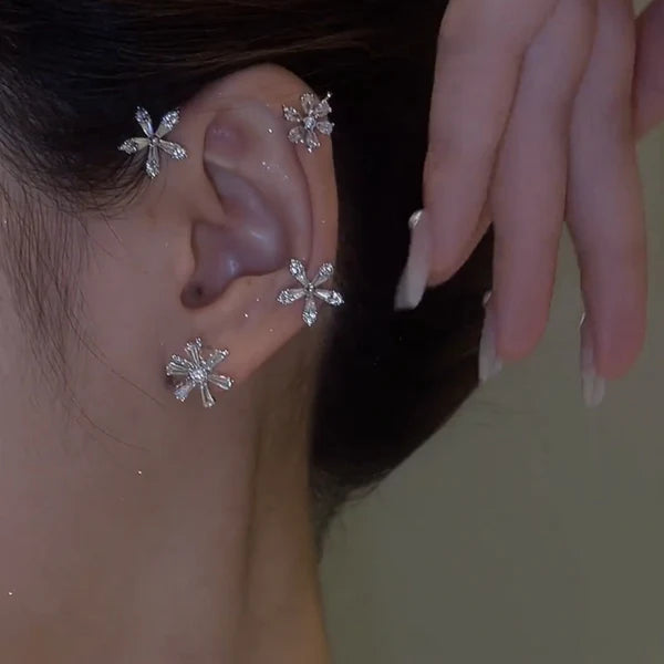 Blooming Beauty: Rotating Flower Ear Cuffs (1 Pair)