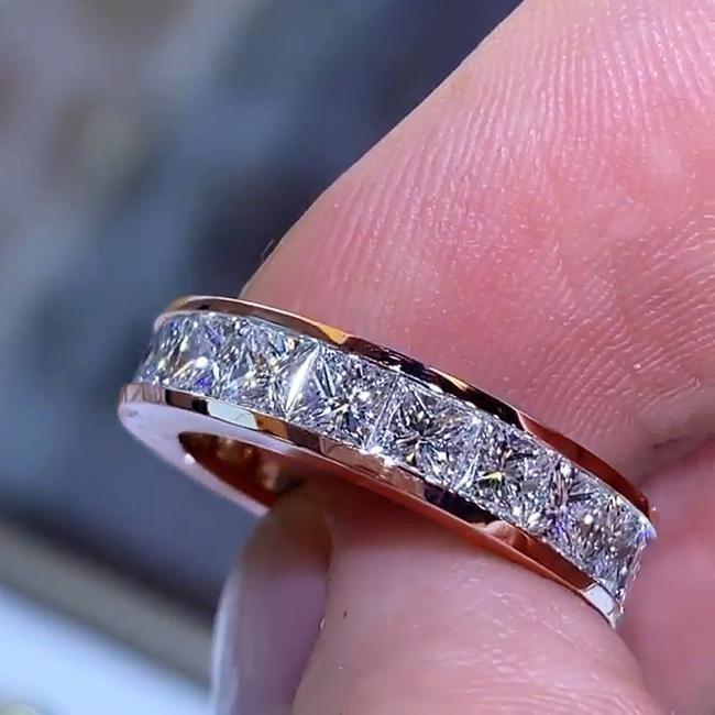 Timeless Radiance – Princess Cut Channel-Set Ring