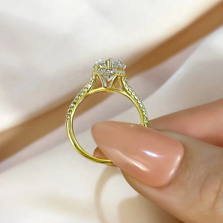 Exquisite Split Shank 4.0Ct Marquise Cut Engagement Ring