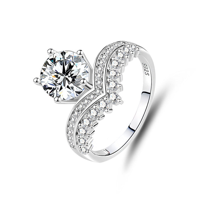 S925 Silver Crown Design 2.6 Carat Moissanite Ring