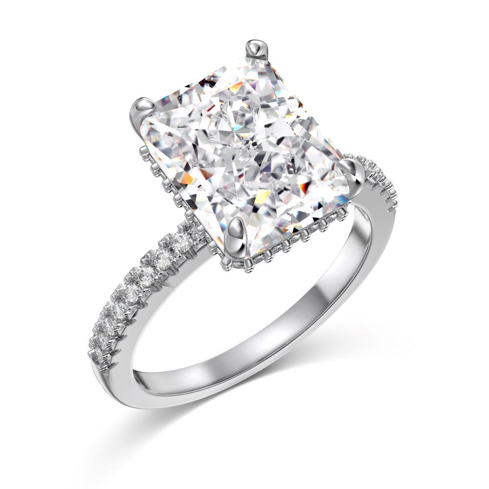 Elegant Moissanite Sterling Silver Ring – Timeless Sparkle