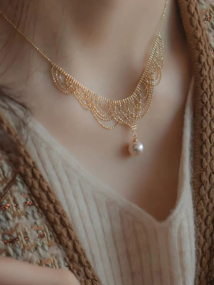 Romantic Pearl Choker Necklace