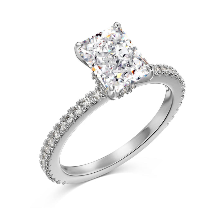 Elegant Moissanite Sterling Silver Ring – Timeless Sparkle
