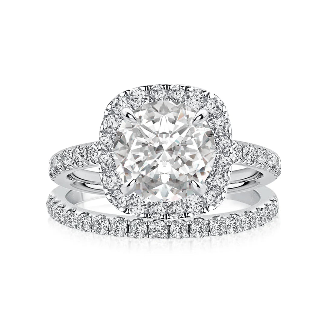 Round Cut White Gold Moissanite Diamond Wedding Ring