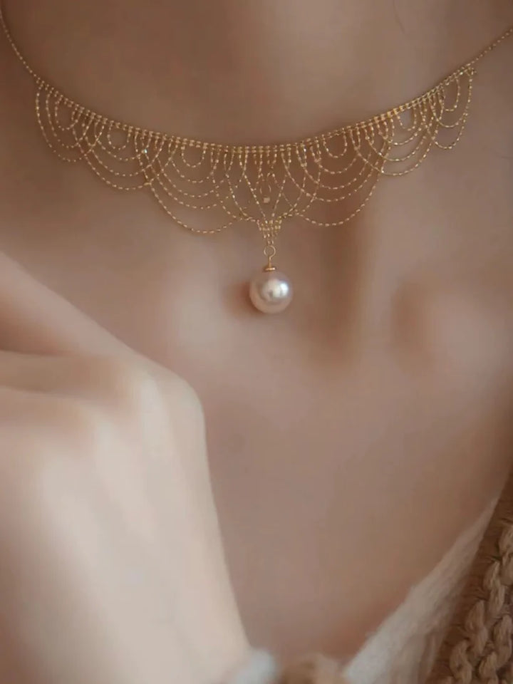 Romantic Pearl Choker Necklace