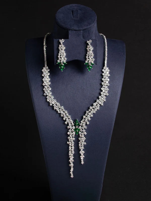 Handcrafted Green Emerald Necklace with Lab-Grown Diamonds