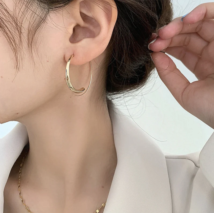 Oversized Curved Hoop Earrings