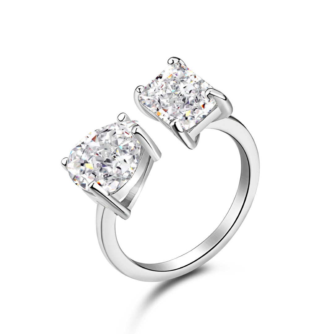 Elegant Moissanite Sterling Silver Ring – Timeless Sparkle