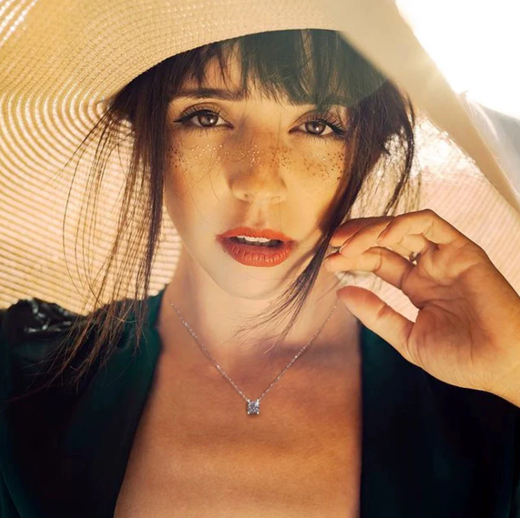 Midsummer Bloom Moissanite Necklace