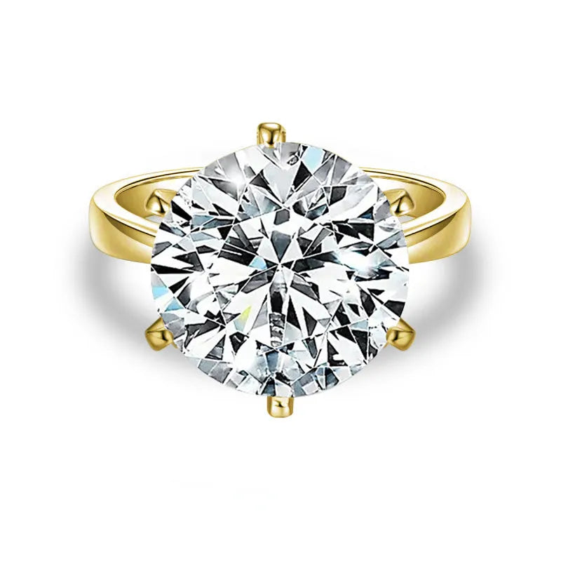 Luxury Moissanite Engagement Ring