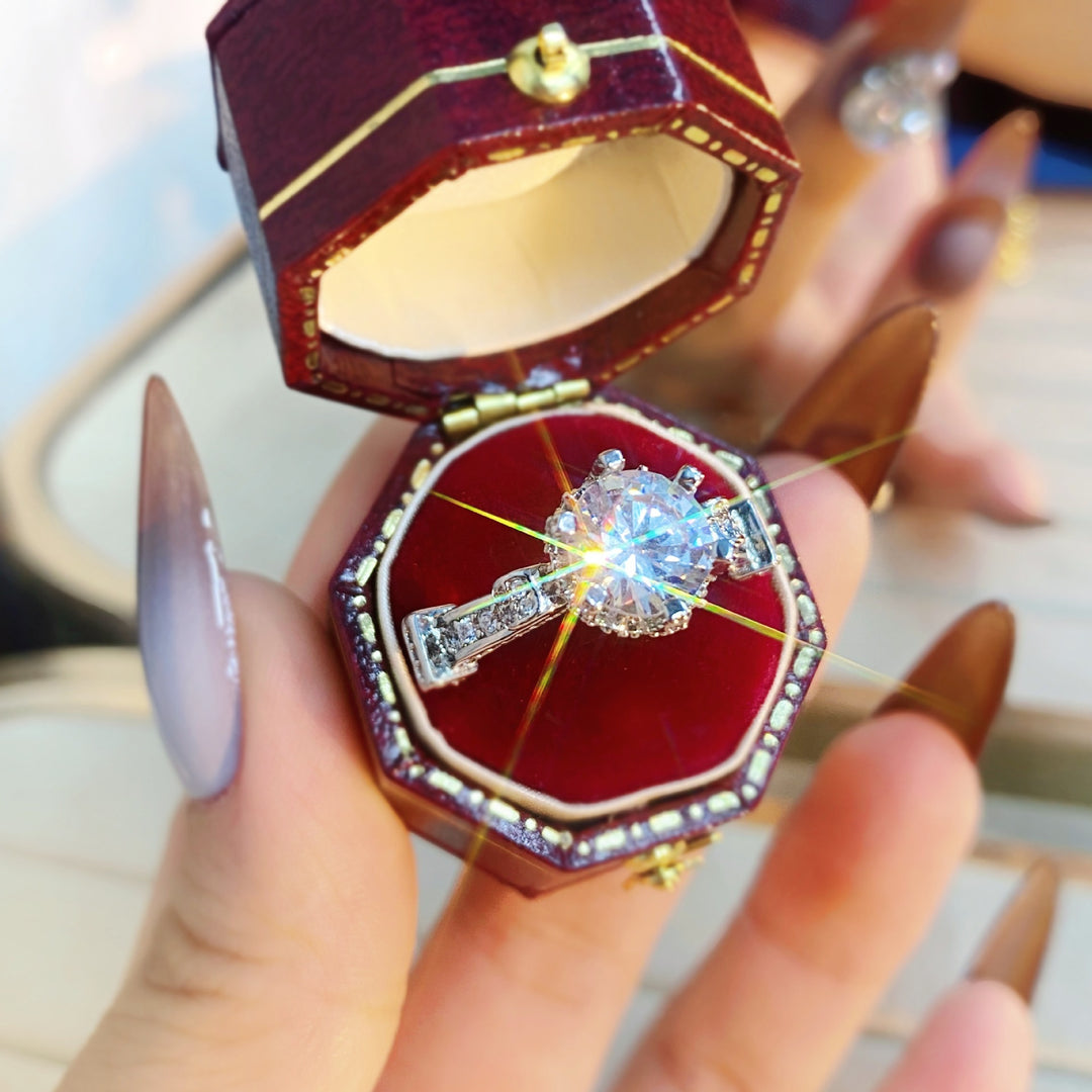 Sculpted Brilliance Ring Diamond Appeal
