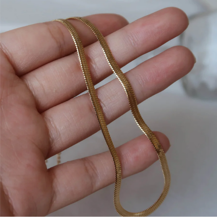 Sleek Serpent Chain Necklace