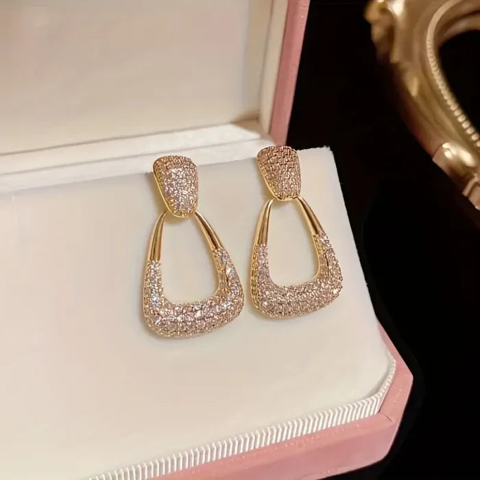 Sparking Diamond Earrings