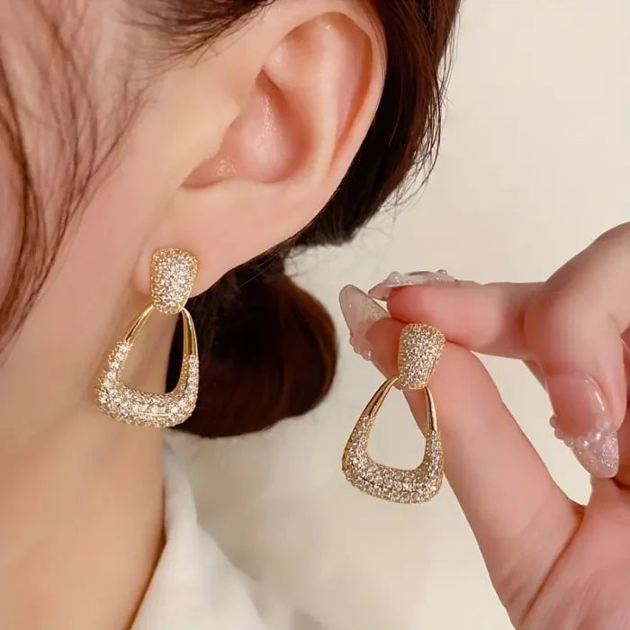 Sparking Diamond Earrings